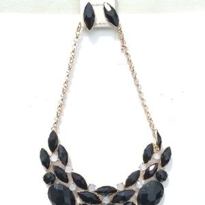 Mia Collection Statement Necklace